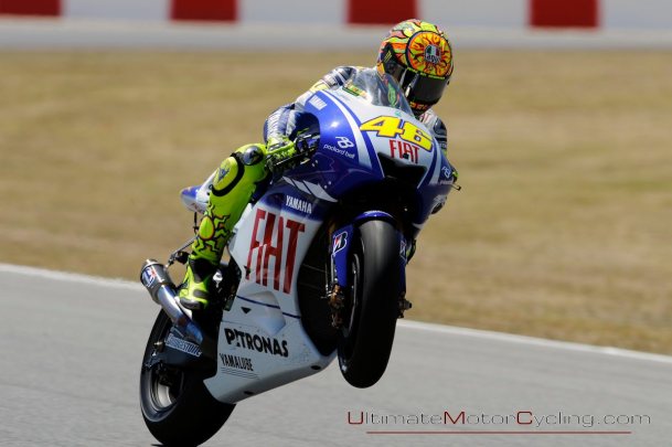 2009_Valentino_Rossi_Yamaha_M1_MotoGP_Motorcycle_Racing_Wallpaper 2